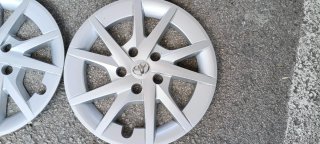 Tapacubos Toyota Prius R16