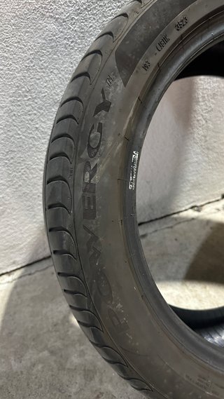 Neumático Pirelli 225/45 R17