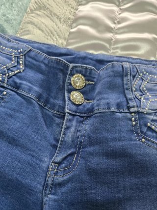 VAQUEROS PUSH UP TALLA XS/S