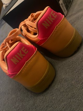 Zapatillas Nike Naranja y Rosa