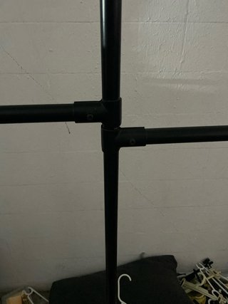 Perchero Metálico Negro para Tienda