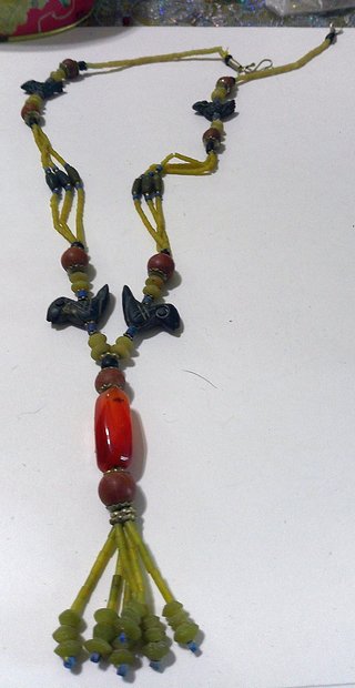 Collana etnica con ciondoli uccello