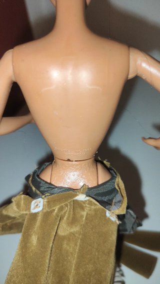 Barbie Vintage - Bambola con abito etnico