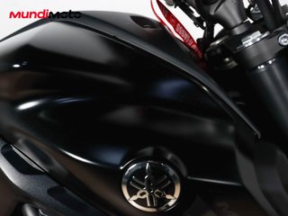 YAMAHA MT 07