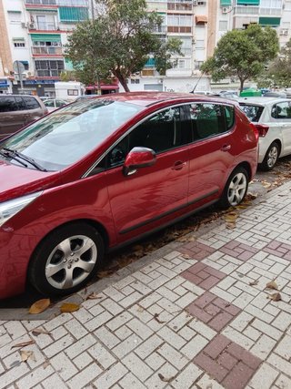 Peugeot 3008 2011