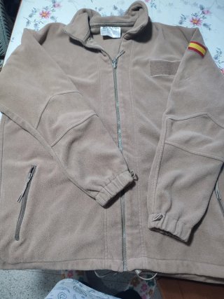 Traje militar camuflaje desierto