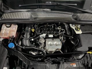 Ford C-MAX ecoboost. 2017. 140kms