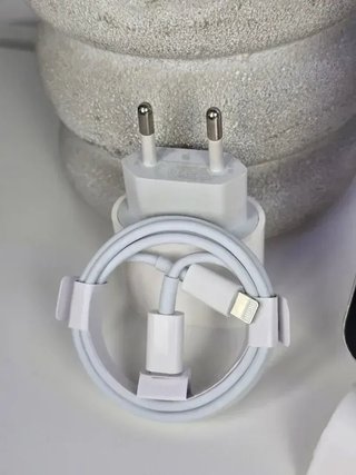 iPhone 12 Pro Max Batería 100% Blanco Plata