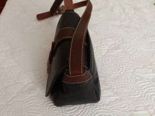 Bolso de piel Coveri azul y marrón
