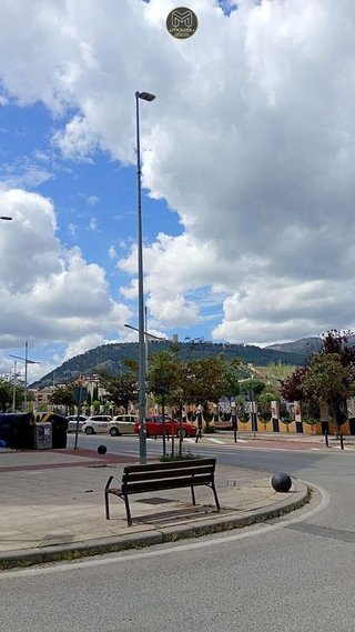 Local comercial en alquiler en Renfe - Bulevar 1º y 2º Fase en Jaén