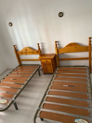 Dormitorio provenzal con somieres Bodyflex