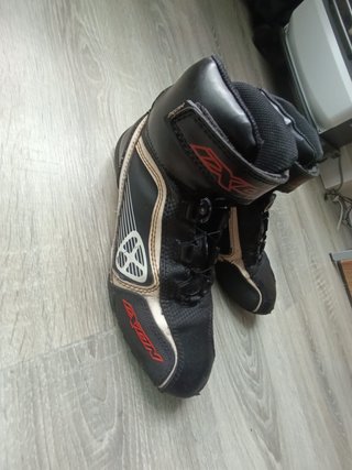 Lote 2 Pares Botas Moto Talla 41 (Usadas)