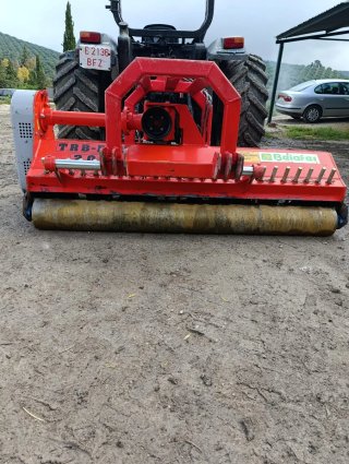 Trituradora agrícola Belafer TRB-REV 200