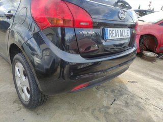 Paragolpe trasero Kia Venga (2010) 1.6 CRDI