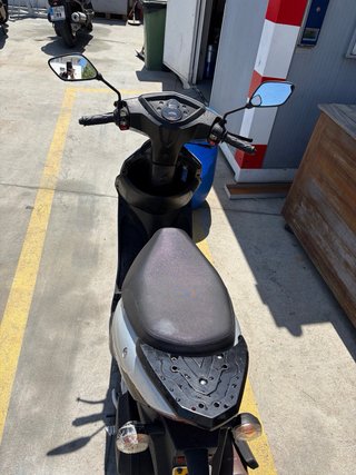 Moto Ride 49cc Scooter Automática