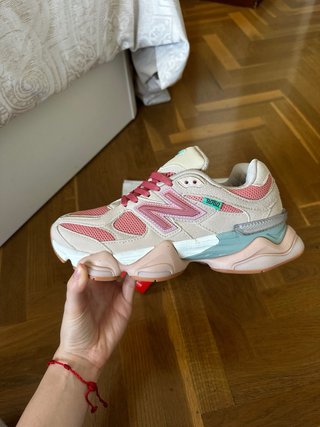 New Balance 9060 rosas y beige mujer