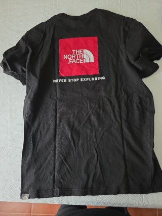 T-shirt The North Face M Preto