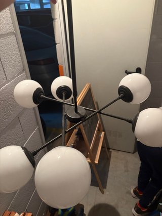 Lámpara colgante moderna negra y blanca