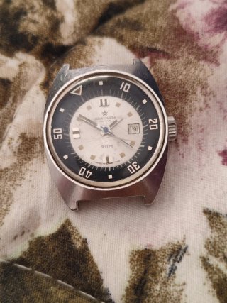Reloj Aquastar Negro y Plateado