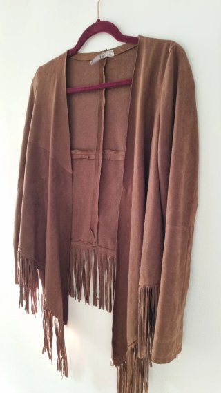Chaqueta marrón con flecos Talla S