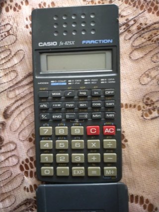 Calculadora Casio fx-82SX