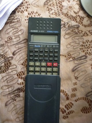 Calculadora Casio fx-82SX