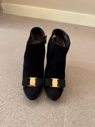Zapatos Salvatore Ferragamo Negros
