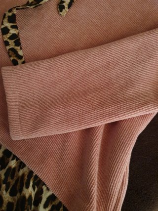 Sudadera rosa Animal Print