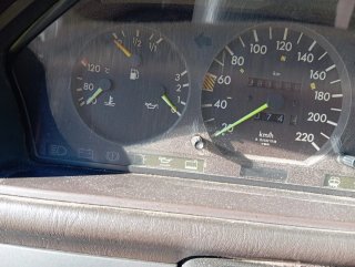Mercedes-Benz 300D 1989