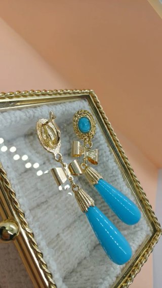 Pendientes Chapado en Oro 18 k y Turquesas
