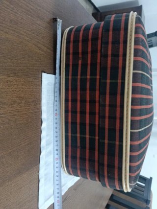 Maleta vintage a cuadros