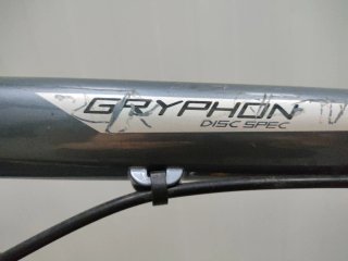 Bicicleta híbrida Carrera Gryphon –