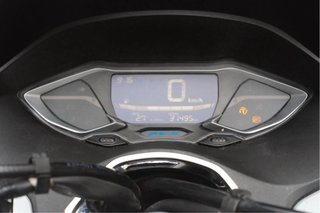 Honda PCX 125 Plata 2023