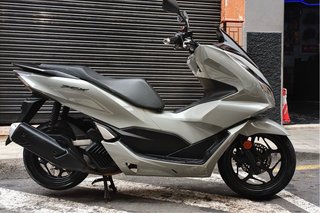 Honda PCX 125 Plata 2023