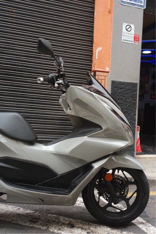 Honda PCX 125 Plata 2023