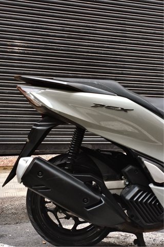 Honda PCX 125 Plata 2023