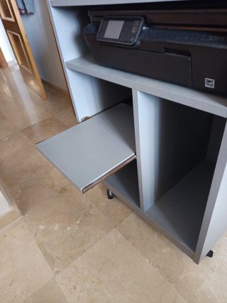 Mueble auxiliar para ordenador