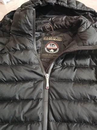 Piumino Napapijri donna nero con cappuccio