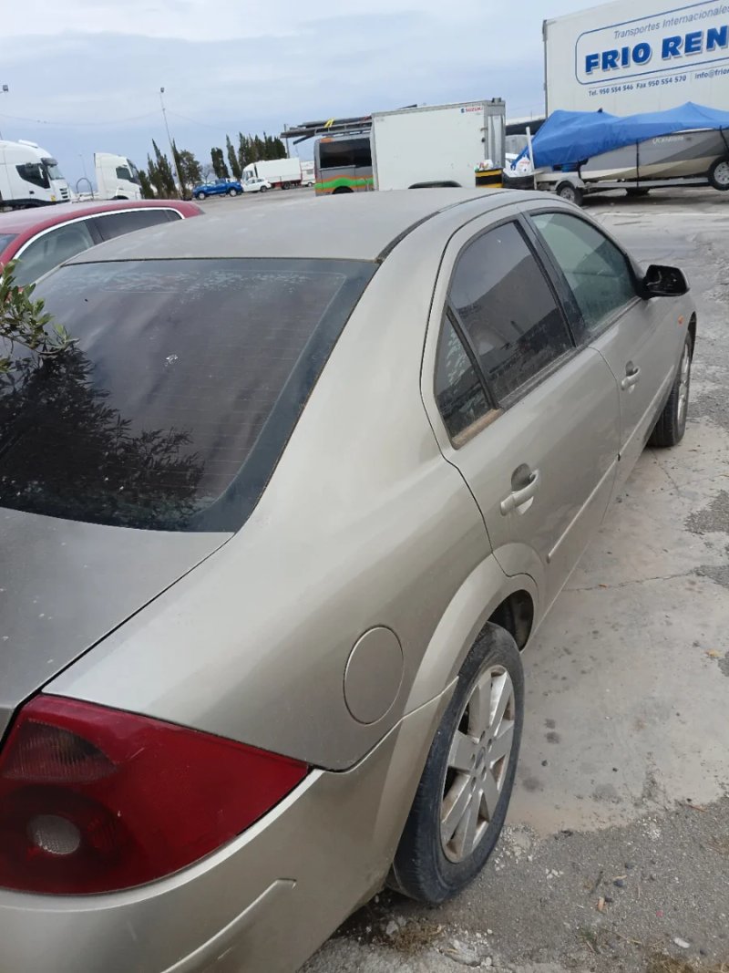 Ford Mondeo 2004 despieceo entero - foto 1