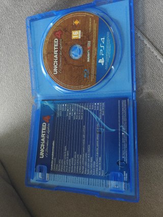 Uncharted 4 PS4+ moneda de coleccionista