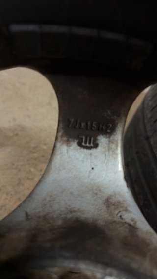 2 Llantas BMW 15” 5x120 Borbet