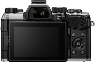 Cámara OM SYSTEM OM-5 Mark II + Objetivo NUEVA