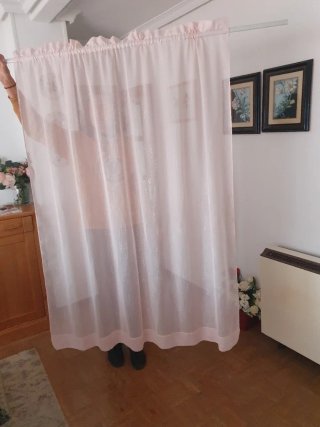Tres cortinas rosa