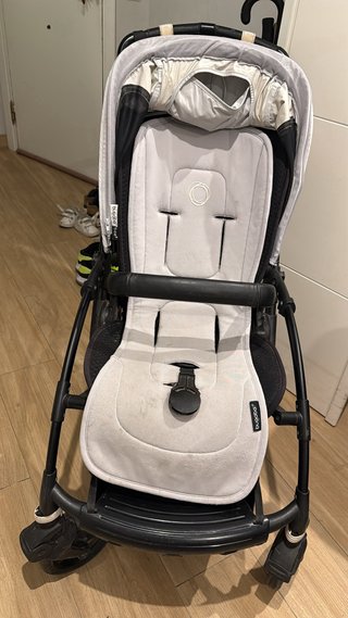 Bugaboo Bee 6 con capazo, sillita y paraguas