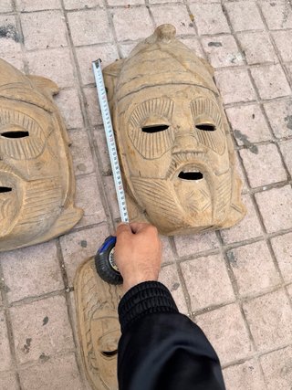 Máscaras de madera artesanales