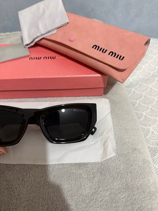 Gafas de sol Miu Miu (MU 09WS)