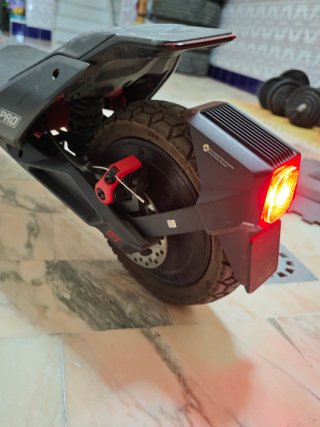 Patín Eléctrico Segway ZT3 Pro 650kW