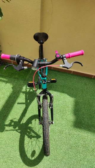 Bicicleta infantil BTWIN color turquesa