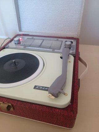 Altavoz Vintage Geloso Bluetooth Restaurado