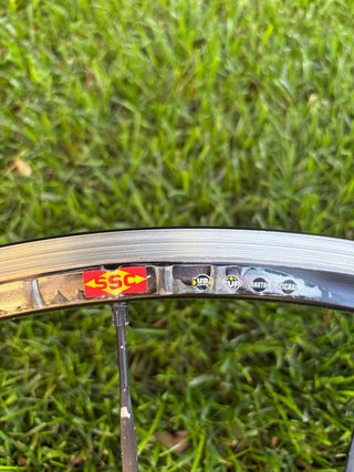 Cerchi bici da corsa in alluminio piatto